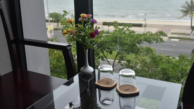 Ghế ngồi ngắm cảnh ở khách sạn Gia Hưng khách sạn quận Thanh Khê Đà Nẵng - GIA HƯNG