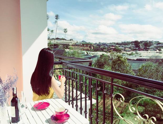 khách sạn xa trung tâm Đà Lạt - khách sạn Terrasse Des Roses Đà Lạt