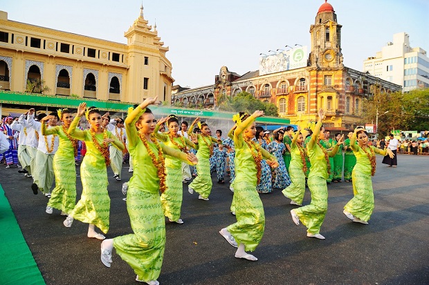 le hoi te nuoc myanmar