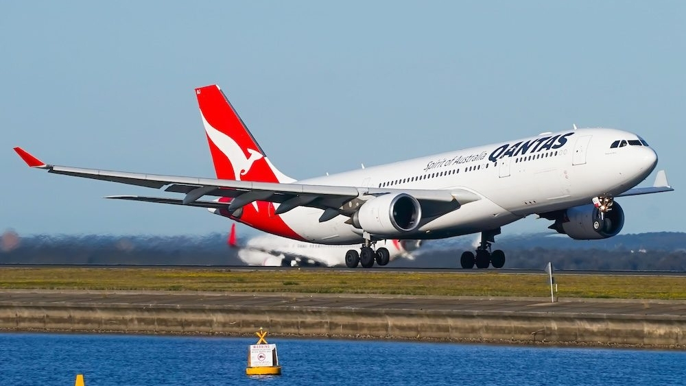 tong quan hang hang khong qantas airways