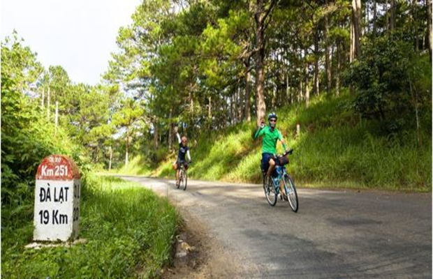 du-lich-da-lat-bang-xe-dap