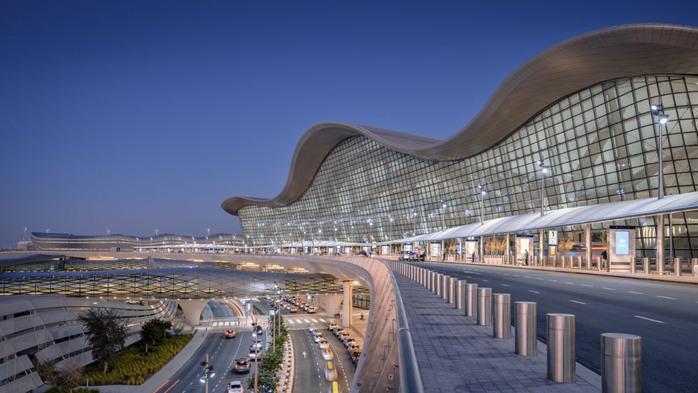 Zayed International Airport l&agrave; trung t&acirc;m kết nối quan trọng của Etihad Airways tại Abu Dhabi