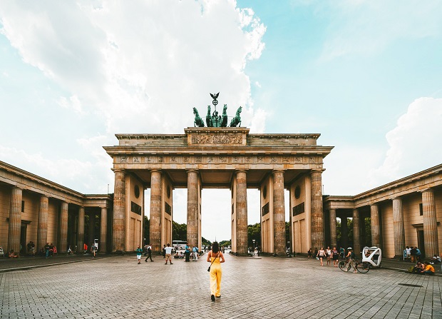 Dịch vụ điền tờ khai xin visa đi Đức