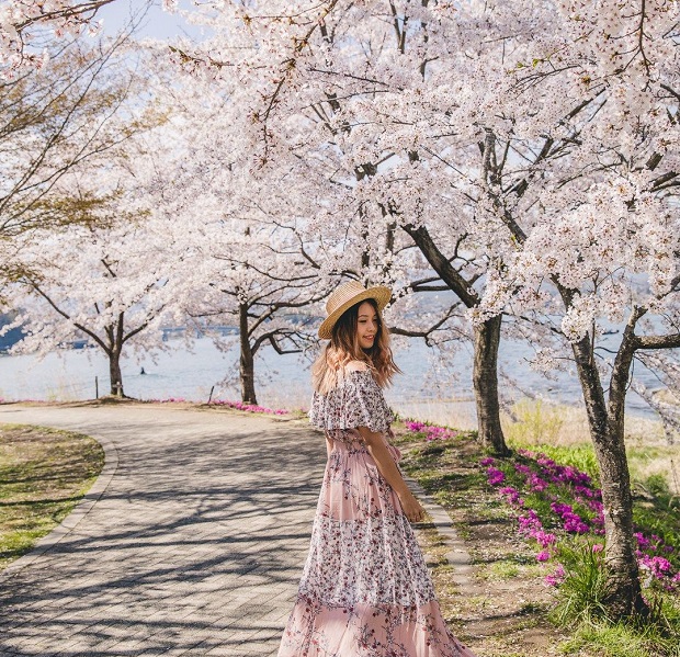 du lich nhat ban thang 4