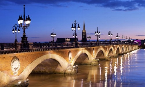 Vé máy bay đi Bordeaux