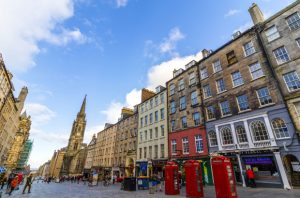 Đặt Vé máy bay đi Edinburgh giá rẻ