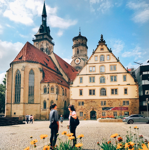 V&eacute; m&aacute;y bay đi Stuttgart 
