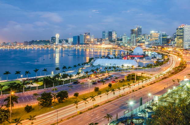 v&eacute; m&aacute;y bay đi Angola