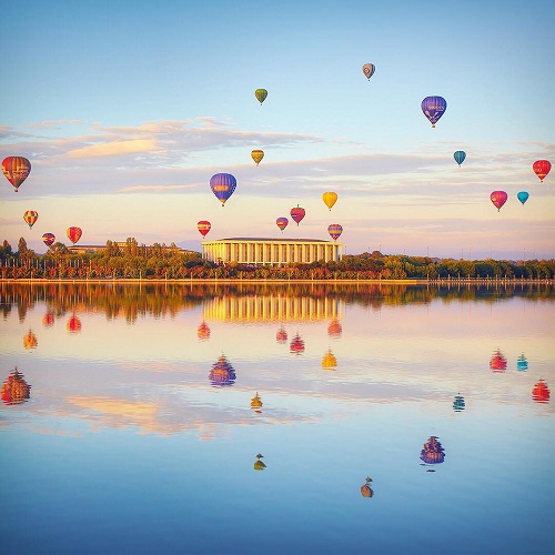 đặt vé máy bay giá rẻ đi Canberra