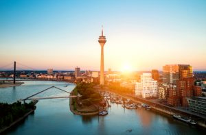 Đặt Vé Máy Bay Đi Dusseldorf Giá Rẻ