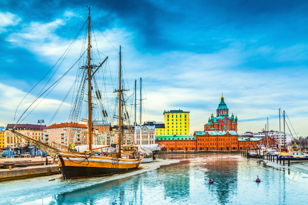 vé máy bay đi Helsinki giá rẻ