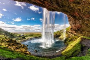 Vé Máy Bay Đi Iceland Giá Rẻ