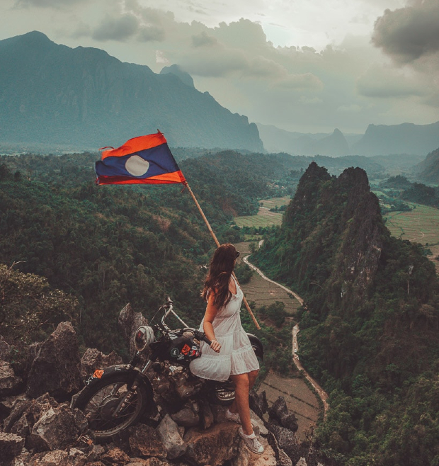 v&eacute; m&aacute;y bay đi L&agrave;o gi&aacute; rẻ