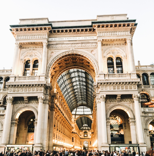 vé máy bay đi Milan giá rẻ