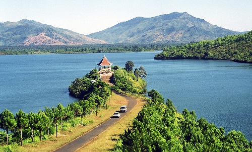 vé máy bay giá rẻ đi Pleiku 