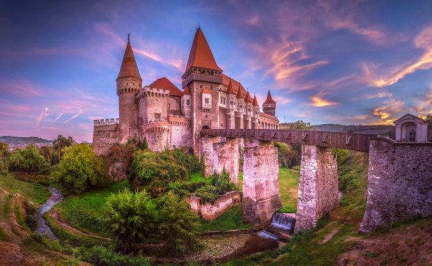 v&eacute; m&aacute;y bay đi Romania