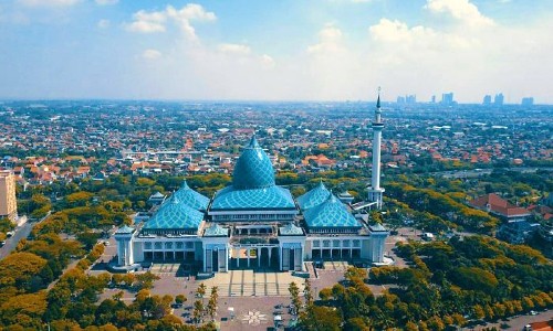 Nhà thờ hồi giáo Masjia AI Akbar ve may bay tu ha noi di Surabaya