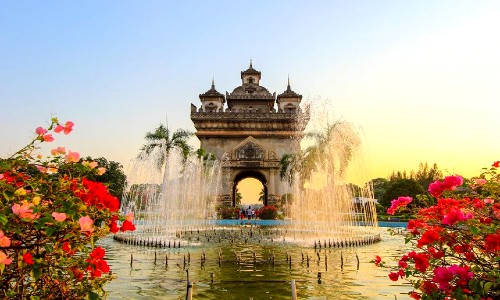 Vé máy bay Hà Nội đi Vientiane giá rẻ