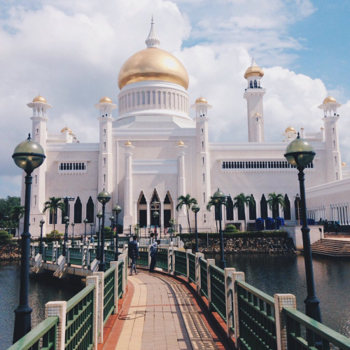 vé máy bay từ Hà Nội đi Bandar Seri Begawan giá rẻ