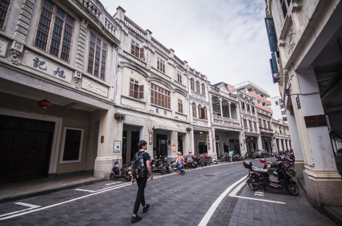 vé máy bay từ Hà Nội đi Hải Khẩu giá rẻ