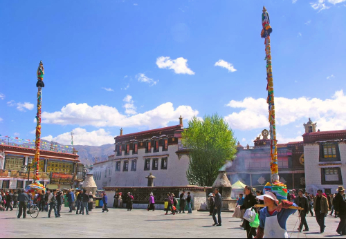 v&eacute; m&aacute;y bay từ H&agrave; Nội đi Lhasa 