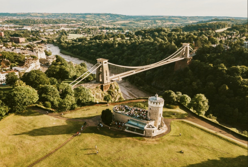 vé máy bay từ Tp Hồ Chí Minh đi Bristol