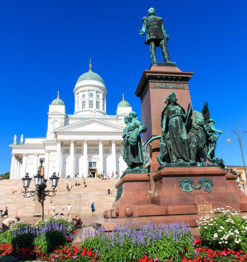 Vẻ đep cổ kính của nhà thờ chính tòa Helsinki vé máy bay từ Tp Hồ Chí Minh đi Helsinki giá rẻ