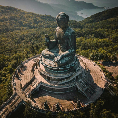Tượng Phật Thiên Đàn - Điểm tham quan nổi tiếng ở Hong Kong vé máy bay từ Đà Nẵng đi Hong Kong giá rẻ