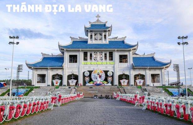 Tour Đà Nẵng – Hội An – Bà Nà – Huế – Động Thiên Đường 4 ngày 3 đêm | Khám phá cụm di tích miền Trung