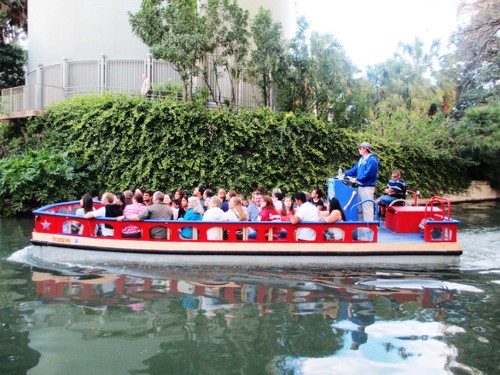 v&eacute; m&aacute;y bay đi San Antonio