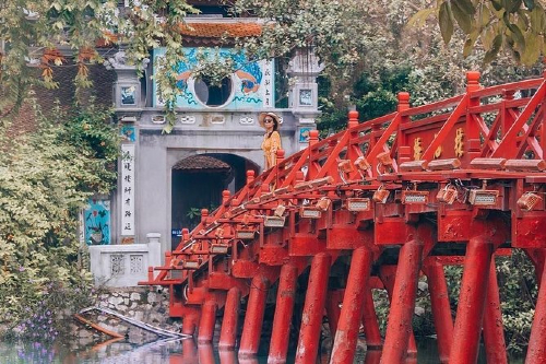 vé máy bay từ Frankfurt đi Hà Nội