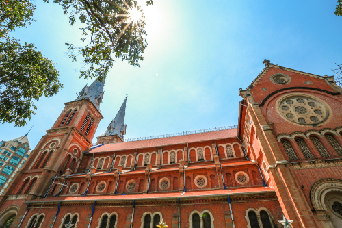 v&eacute; m&aacute;y bay từ London đi Tp Hồ Ch&iacute; Minh gi&aacute; rẻ