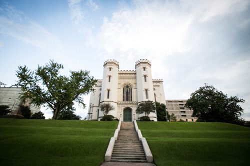 Vé máy bay đi Baton Rouge