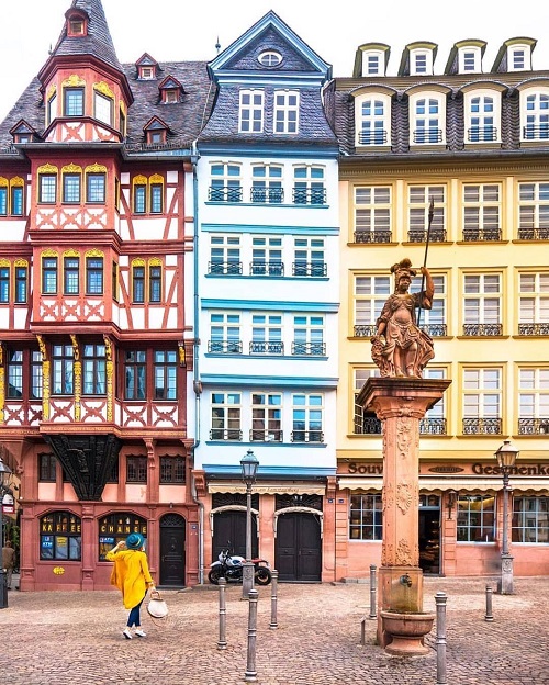 v&eacute; m&aacute;y bay từ Đ&agrave; Nẵng đi Frankfurt