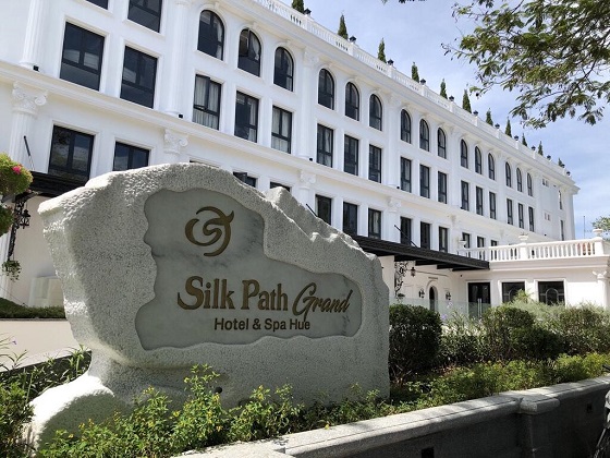 Combo khách sạn Silk Path Grand Huế Hotel & Spa + vé máy bay giá rẻ