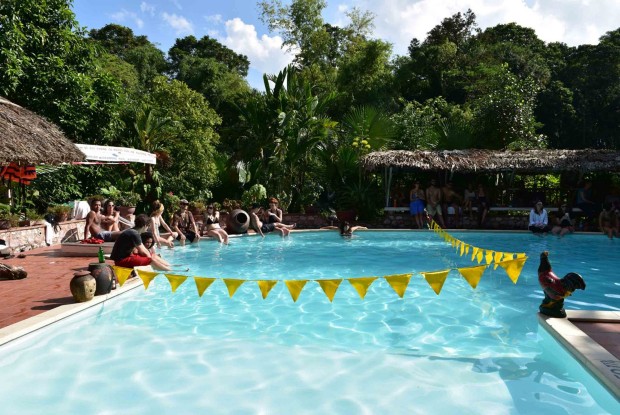 Nghỉ dưỡng Hòa Bình