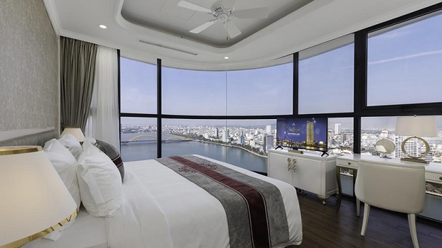 Khách sạn view biển Đà Nẵng