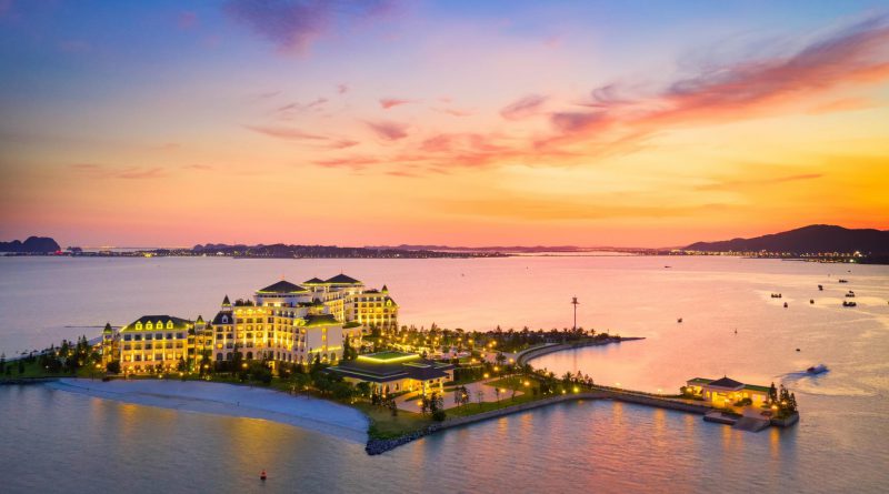 kinh-nghiem-du-lich-vinpearl-land-ha-long