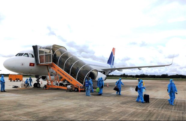 v&eacute; m&aacute;y bay Pacific Airlines
