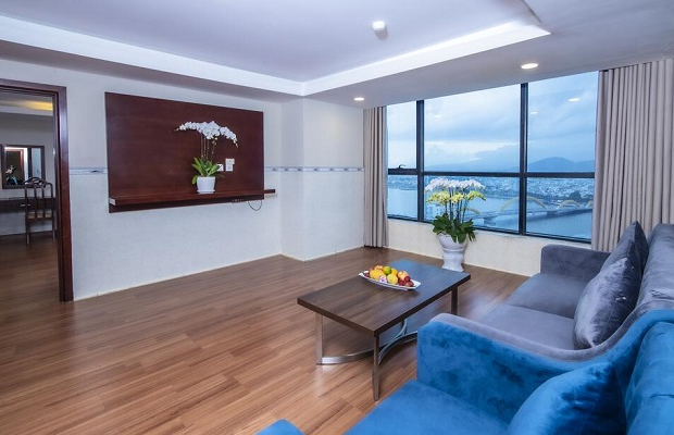 Top 7 khách sạn gần cầu Rồng tại Đà Nẵng