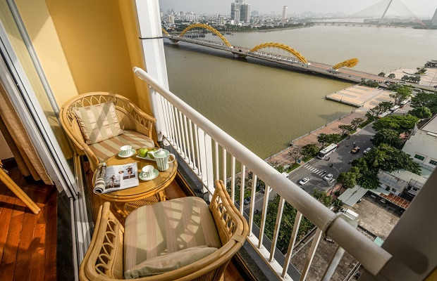 Top 7 khách sạn gần cầu Rồng tại Đà Nẵng