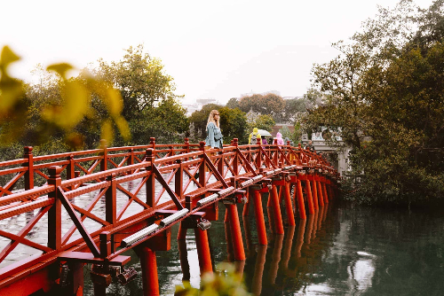 v&eacute; m&aacute;y bay từ New York đi H&agrave; Nội