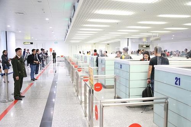 việt nam cho ph&eacute;p người nước ngo&agrave;i nhập cảnh chưa