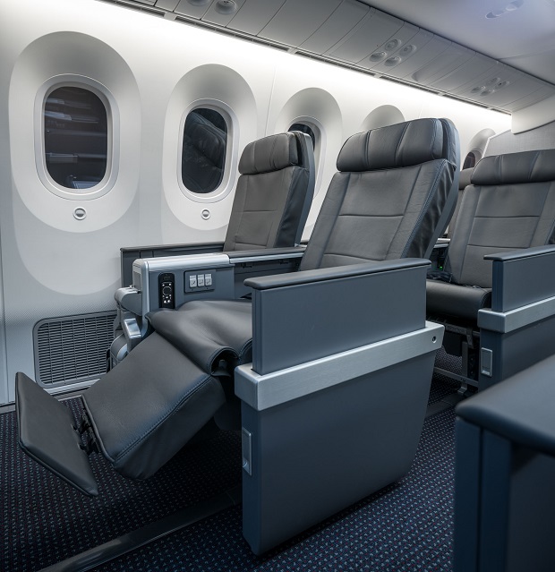 hạng vé phổ thông đặc biệt American Airlines