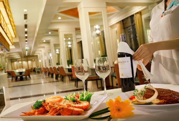 Khách sạn 5 sao Vinpearl Nha Trang