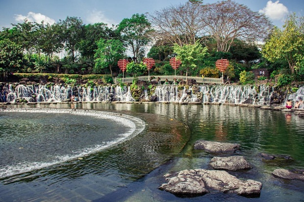 Khu du lịch Suối Mơ