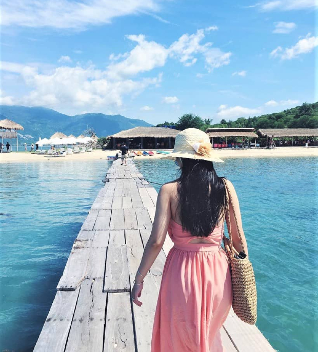 vé máy bay Tết đi Nha Trang