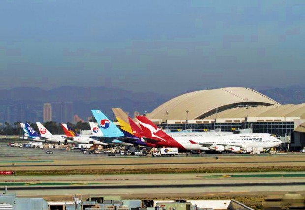 ve may bay dallas ve viet nam