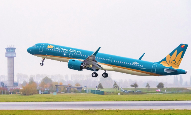 v&eacute; m&aacute;y bay đi Mỹ Vietnam Airlines