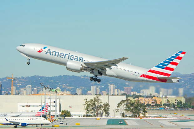 h&atilde;ng h&agrave;ng kh&ocirc;ng đi Mỹ